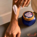 کرم کاسه ای دست و بدن شیر و عسل با رایحه لوکس مگنولیا - تصویر 2